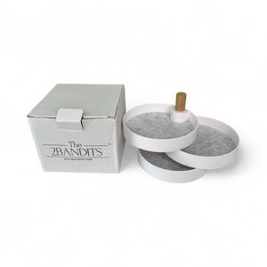 The 2Bandits Tiered Jewelry Organizer NIB